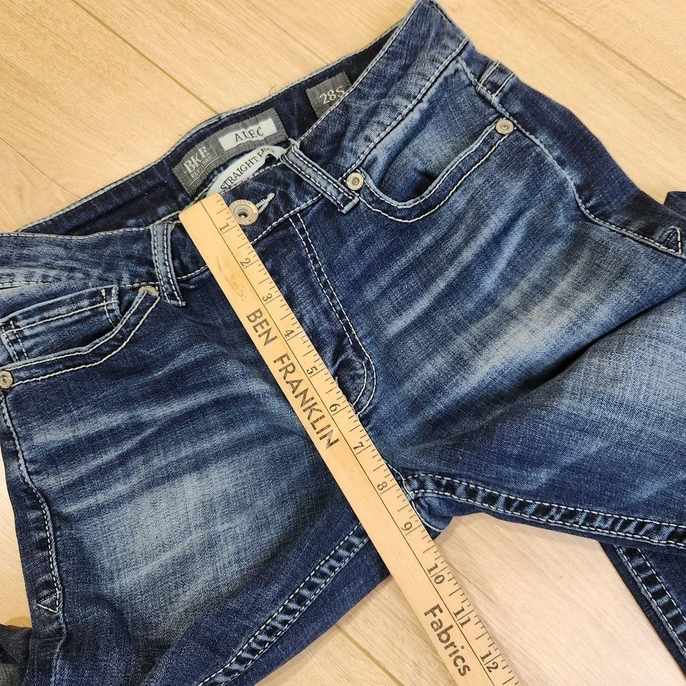 BKE Alec Straight Leg Jeans Mens 28x29 Medium Wash Blue Distressed Stretch Denim